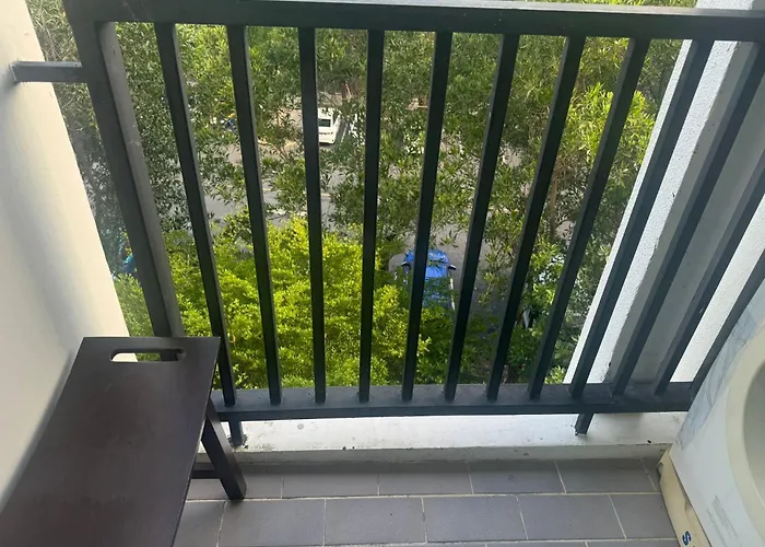 Zcape 1 Garden View By Sahana